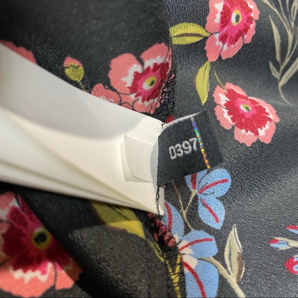 KATE SPADE ♠️ Wild Ones Meadow Ruffle Yolk Tank - Picture 7 of 10